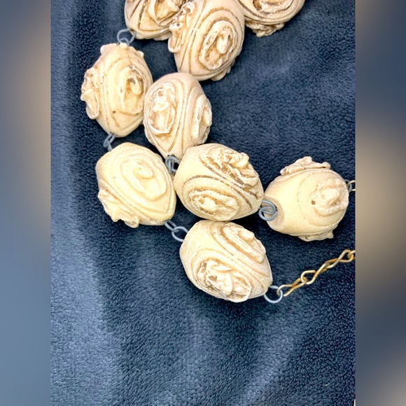 Large Vintage 1970’s Wall Rosary - Picture 3 of 4